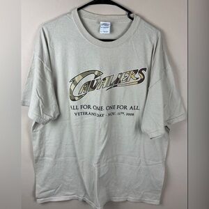 Cleveland Cavaliers Cavs Logo TShirt Beige Camo XL SGA Veterans Day 2008 NBA